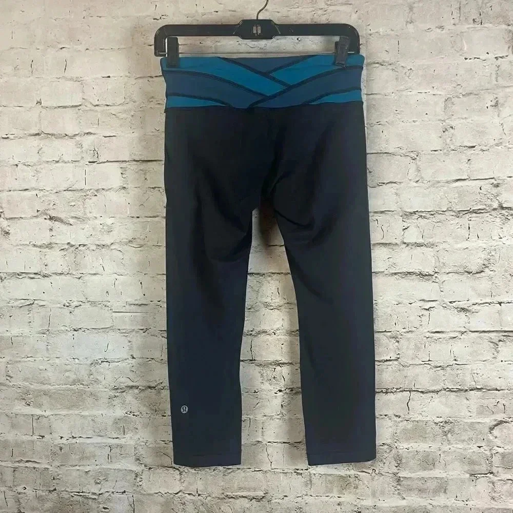 Lululemon Wunder Under Crop III Leggings Size 6 Black Tofino Teal Alberta